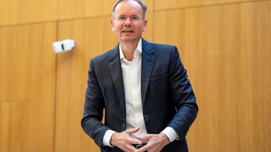 Milliardenbetrug: Wirecard: Verteidigung blitzt mit Aussetzung ab