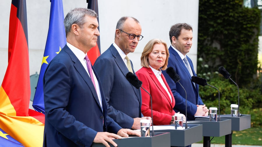 +++ Bundespolitik +++: Koalition stellt Reformpaket vor: Rentenreform bis Ende 2026 und härtere Regeln für Krankschreibungen