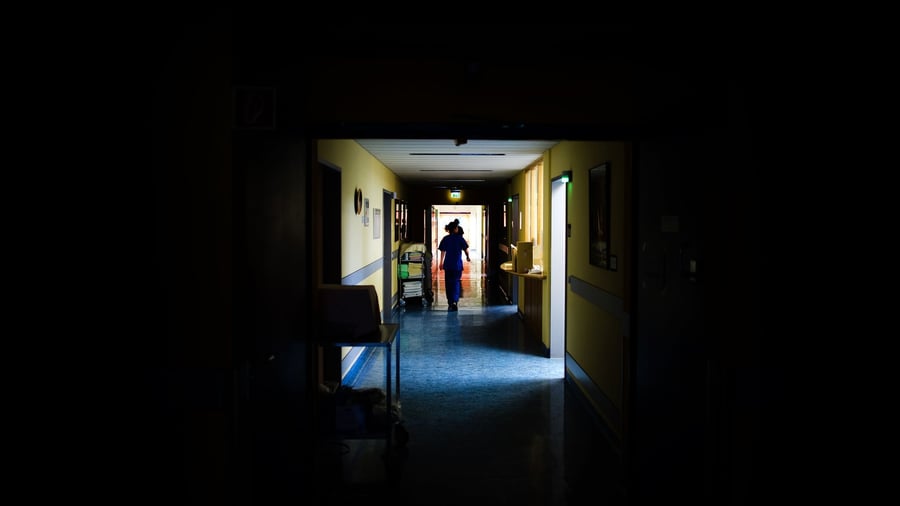 Zeitumstellung: Eine Stunde fehlt: Darf mein Chef mir das Gehalt kürzen?