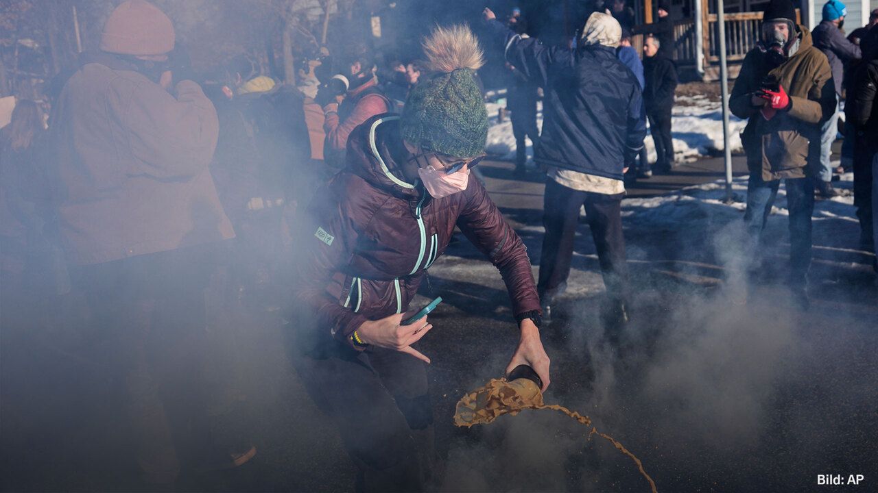 US-Bundesbeamte und Demonstranten geraten erneut aneinander