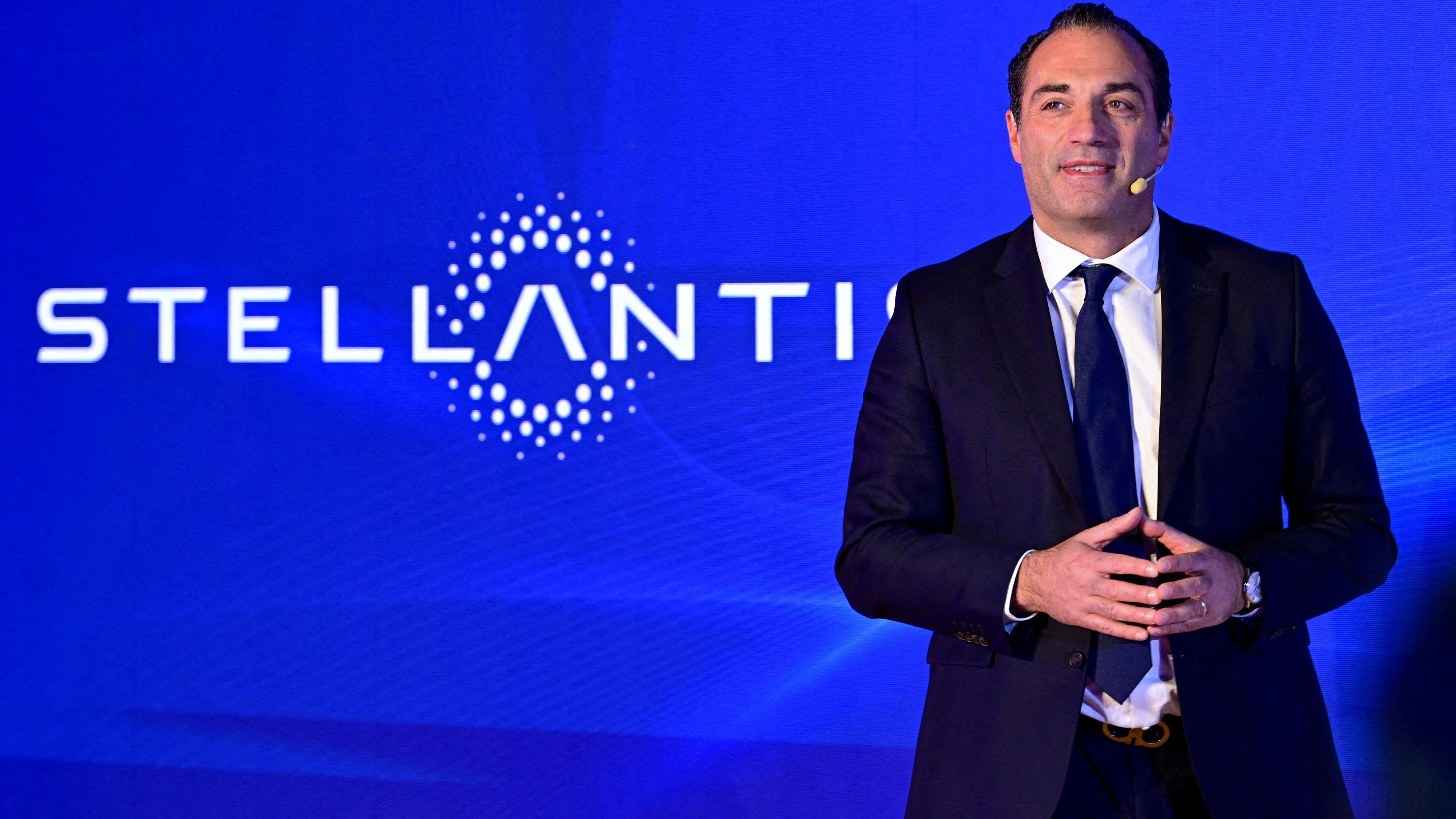 Stellantis-Aktie: Autokonzern muss 22 Milliarden auf Elektrogesch&auml;ft abschreiben