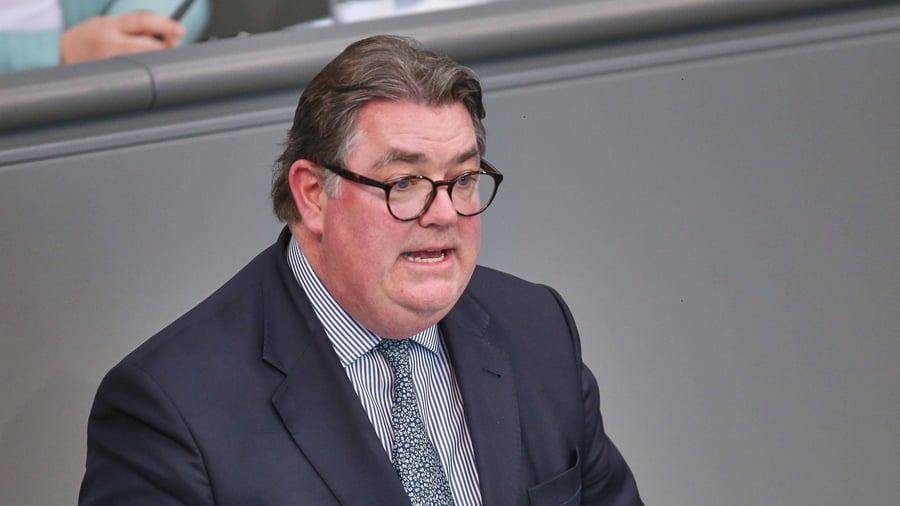 +++ Bundespolitik +++: Bundesrat stimmt für Heveling als Rechnungshof-Chef