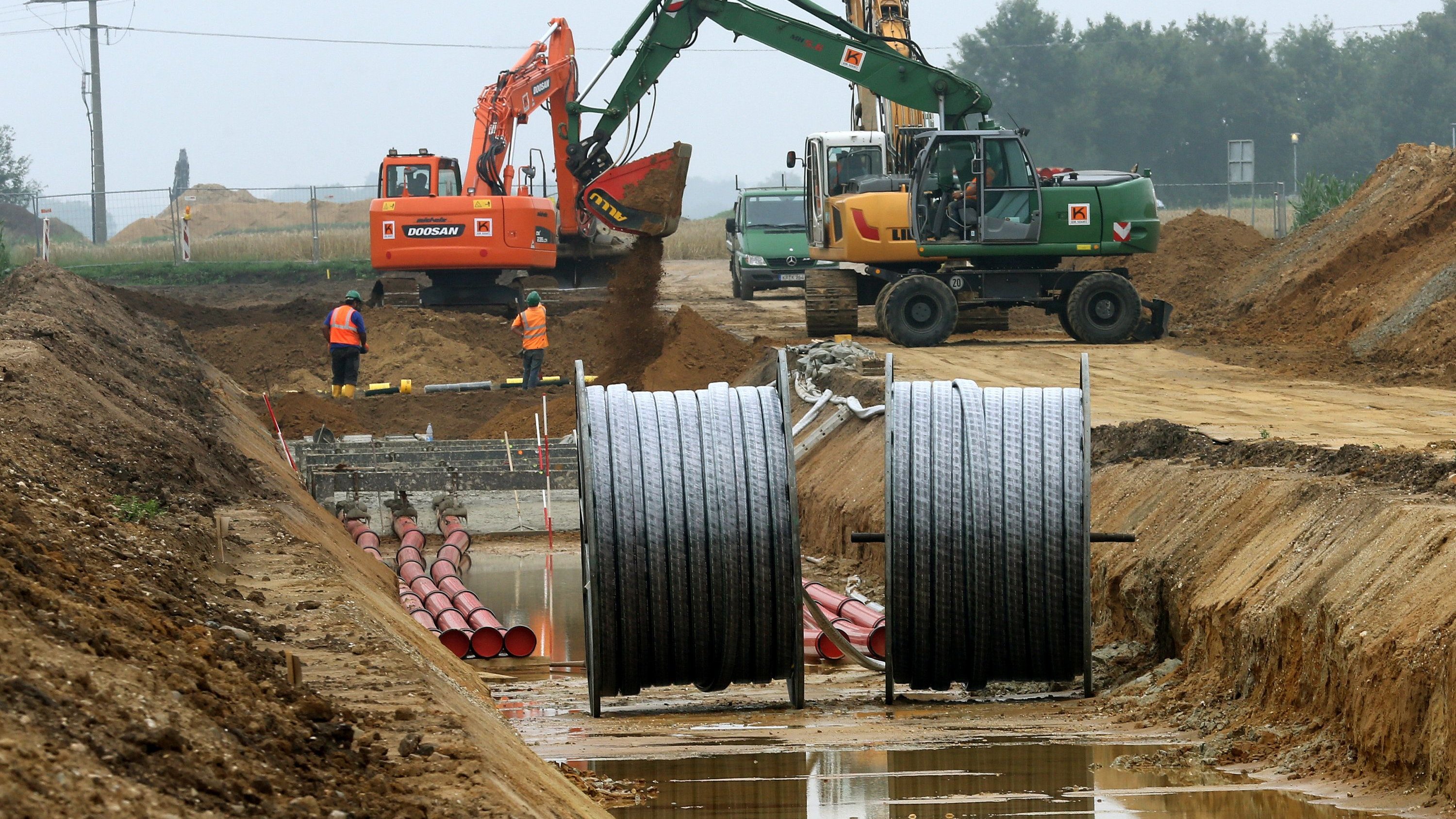 Strom: Freileitung oder Erdkabel? Berliner Stromausfall l&ouml;st neue Debatte aus