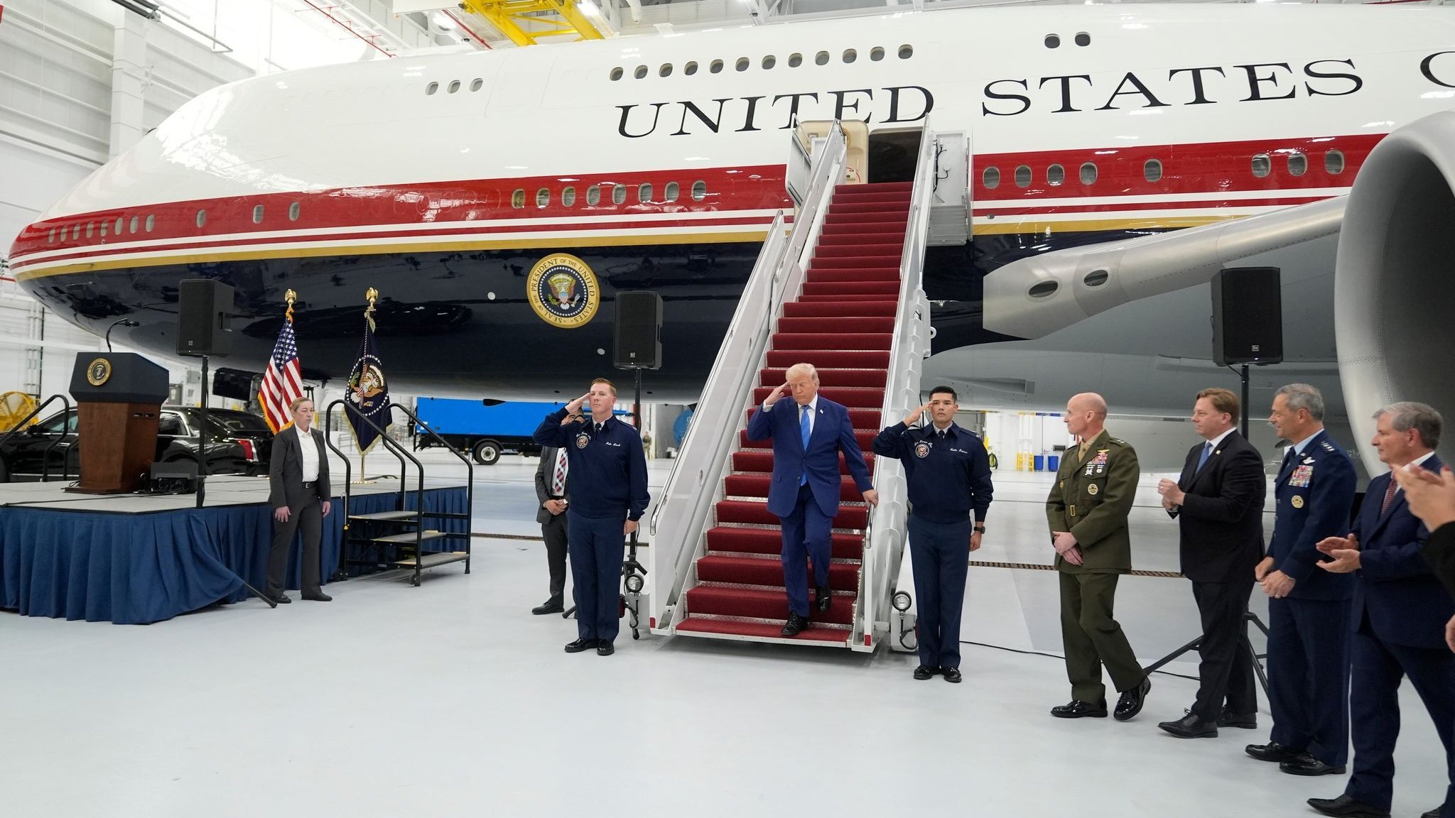 USA: Trump nimmt neue Air Force One erstmals in Betrieb