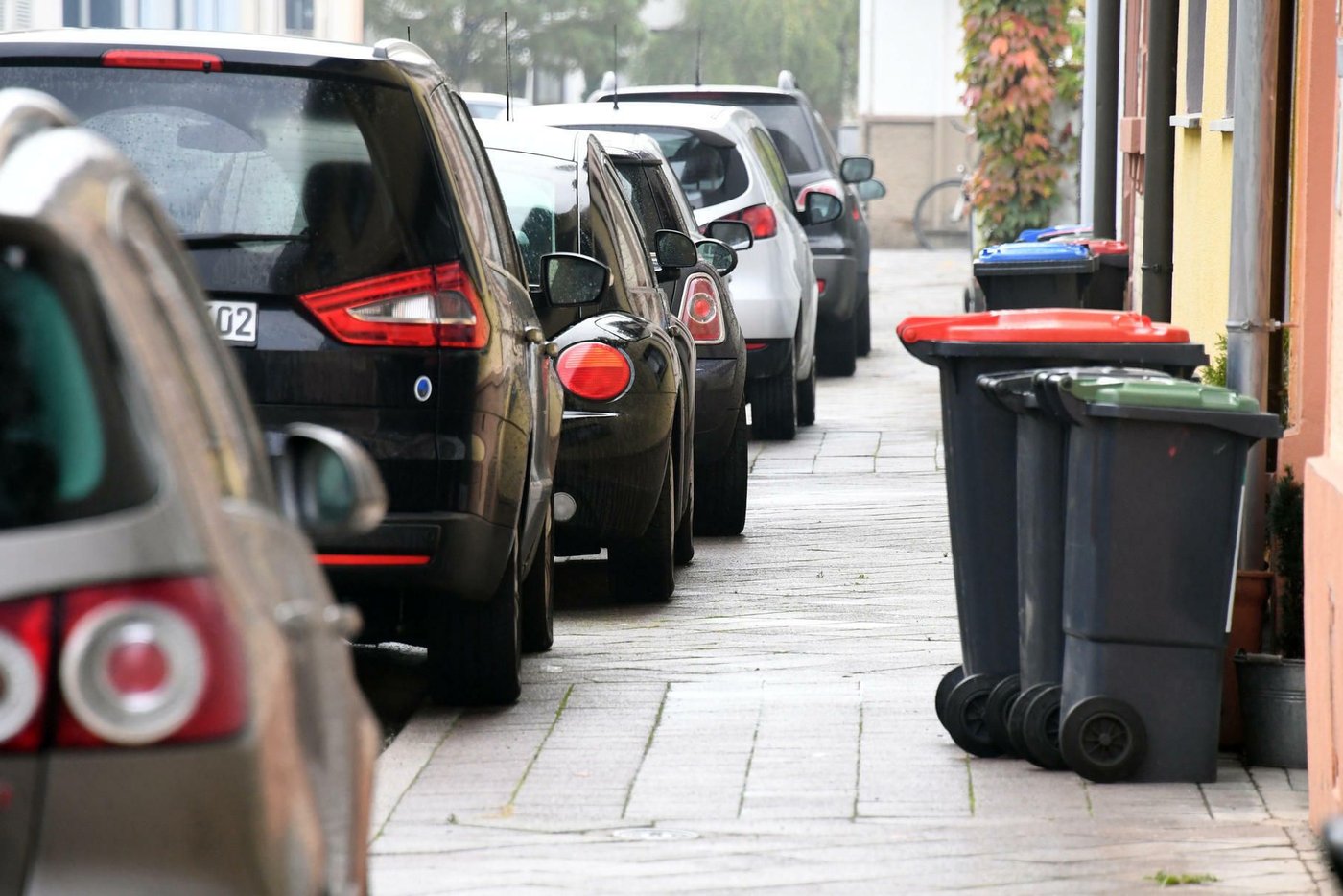 Was Kostet Falsch Parken Auf Dem Bürgersteig www.handelsblatt.com