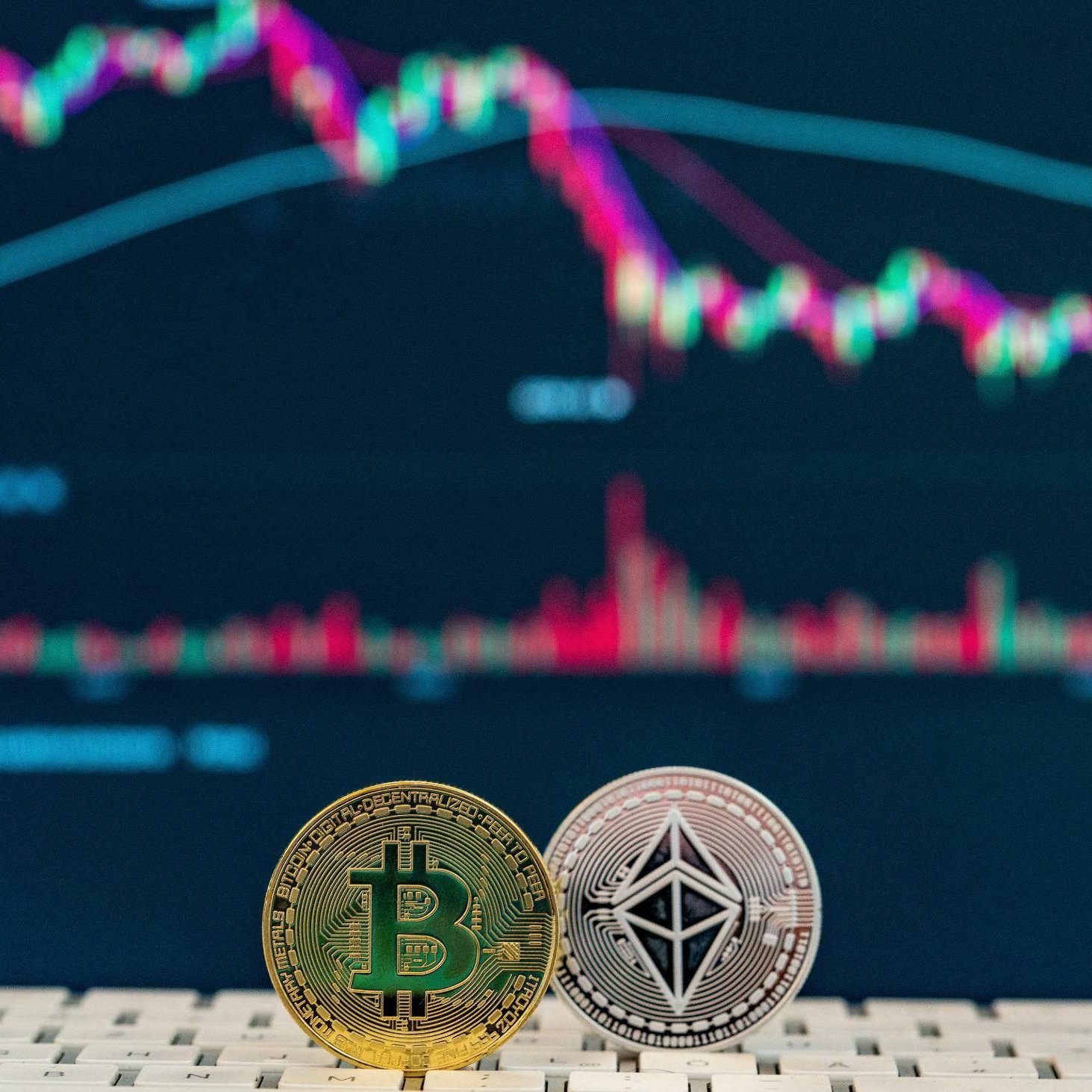 Bitcoin fällt unter 30.000 Dollar – Kryptomarkt verliert 80 Milliarden  Dollar an Wert