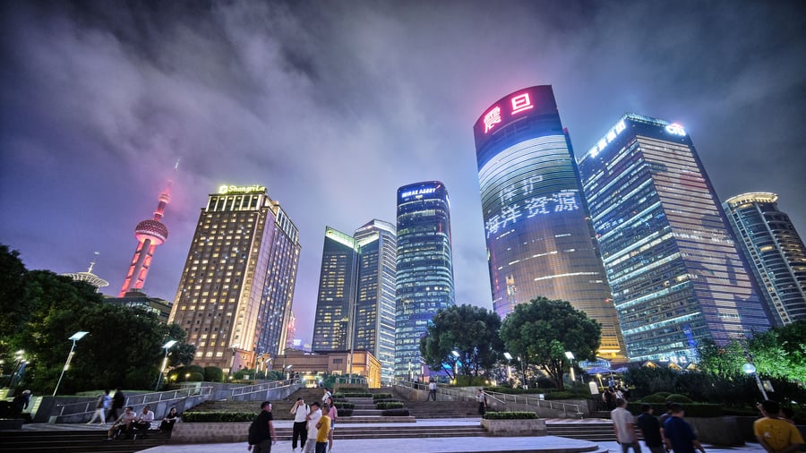 Nikkei und Topix: Asiens Börsen uneinheitlich – Anleger warten auf Entscheidungen der Notenbanken