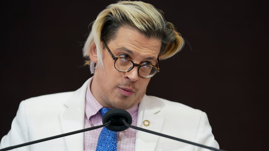 +++ USA +++: USA schiebt rechtsextremen Blogger Milo Yiannopoulos ab