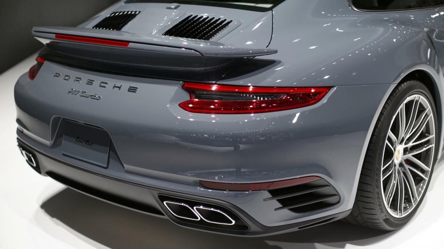 Sportwagenhersteller: Rückkehr zum Verbrenner: Chinas Elektroautobauer Xpeng soll Porsches CO2-Bilanz retten
