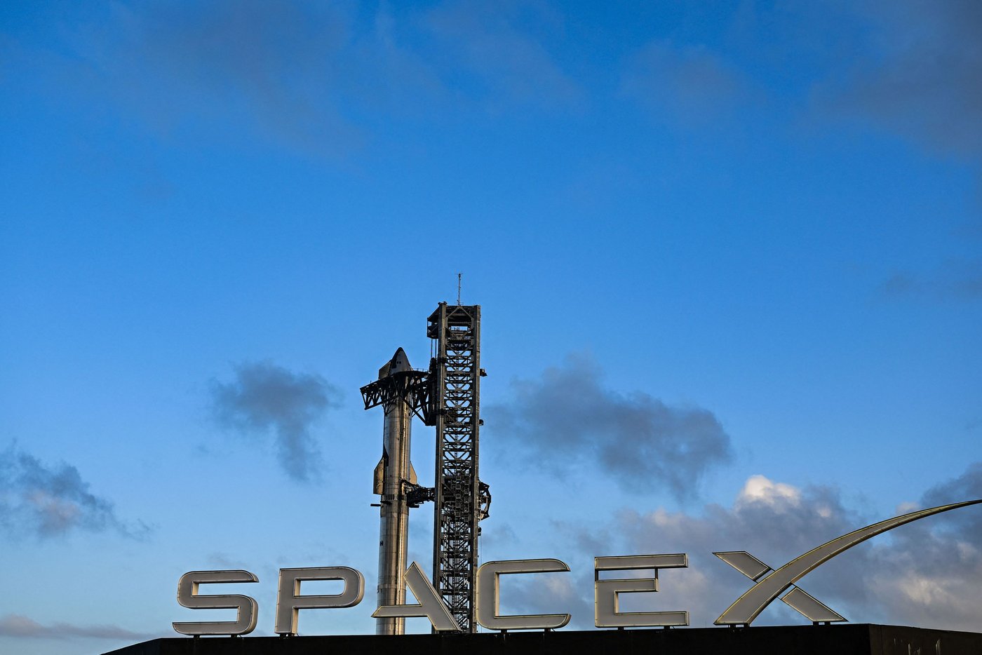 „Starship“: SpaceX-Rakete explodiert bei Test in Texas