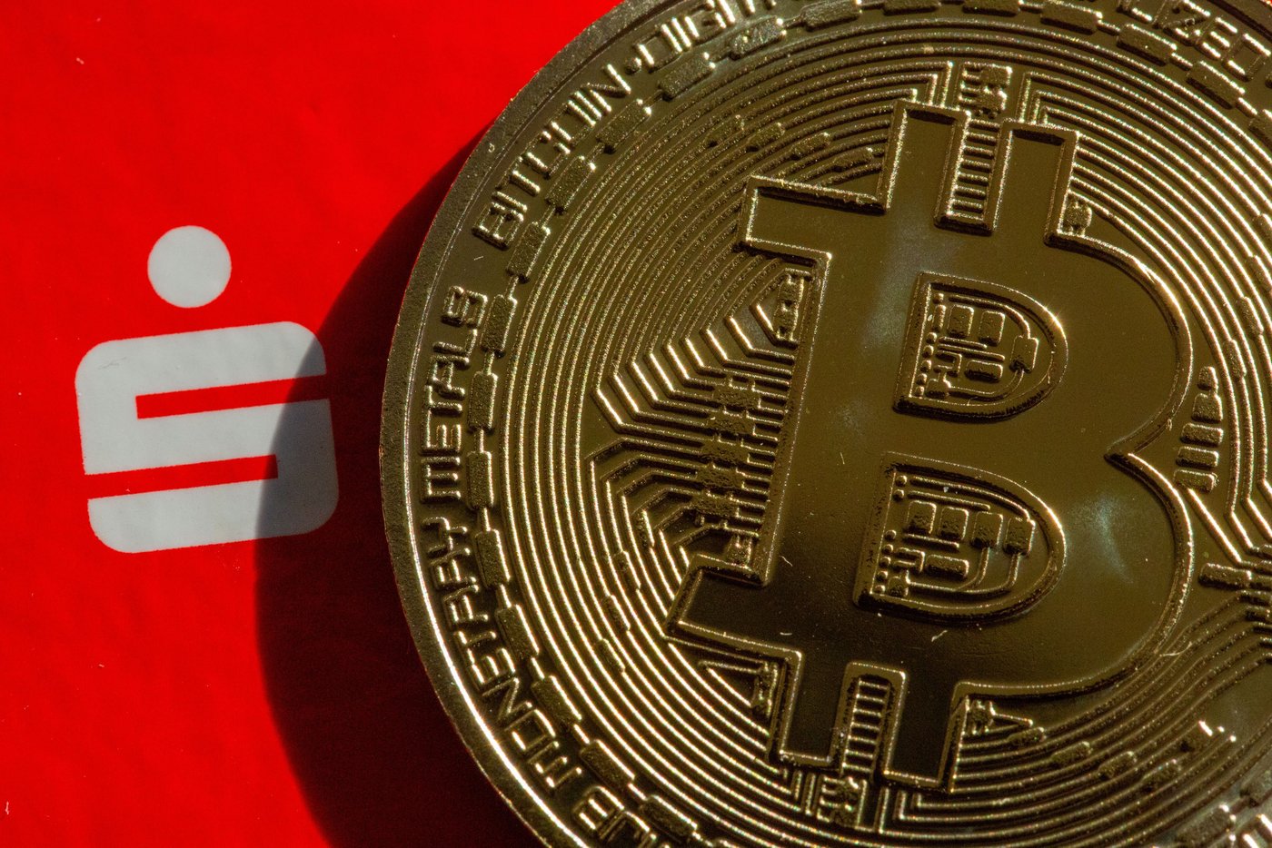 Kryptowährung: Sparkassen ermöglichen Privatkunden Bitcoin Handel Kryptowährung: Sparkassen ermöglichen Privatkunden Bitcoin Handel