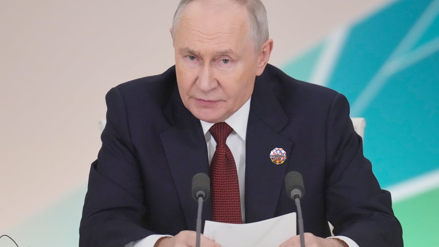 +++ Ukraine-Krieg +++: Putin warnt vor Eskalation in der Ostsee: „Will keine Situation wie in Hormus“