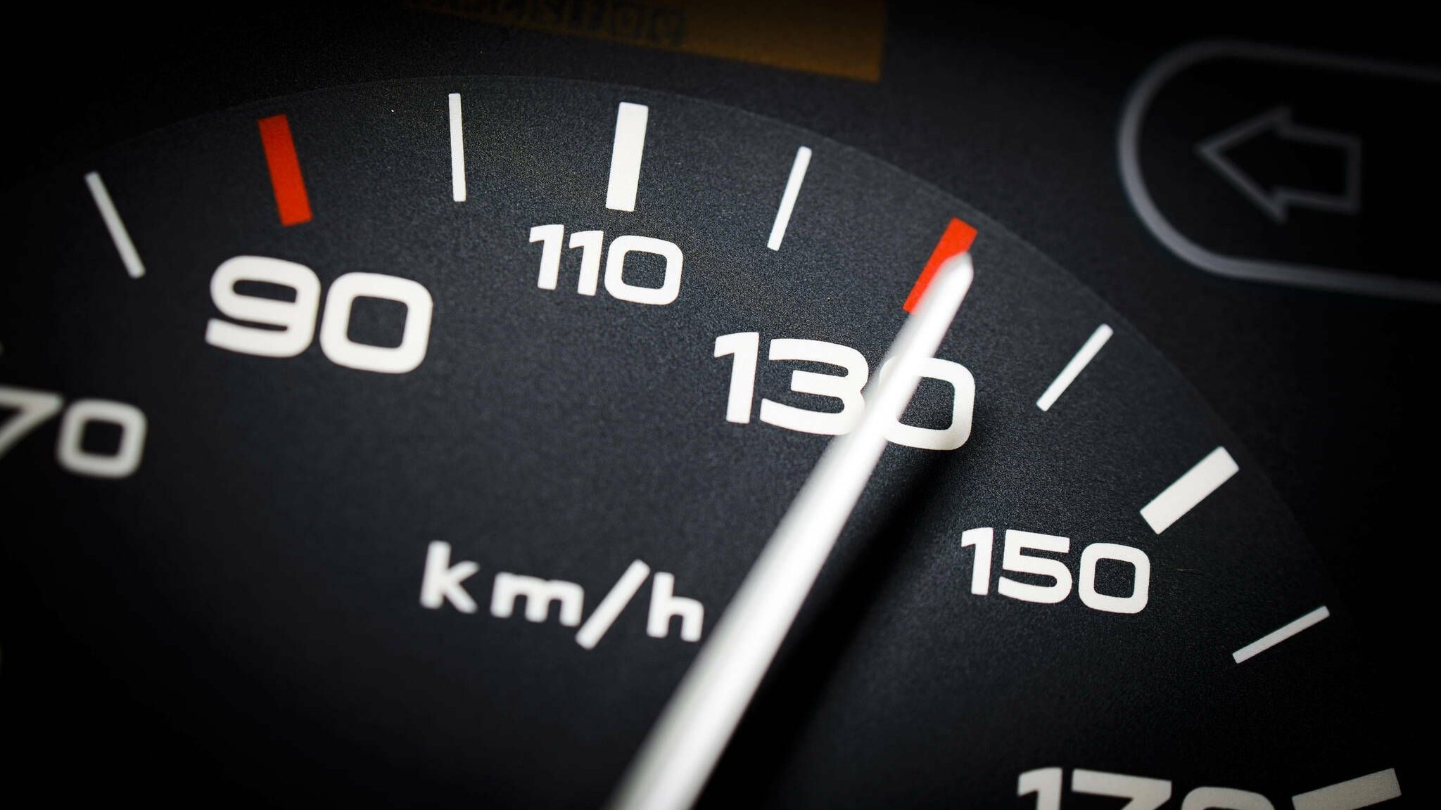 Klimaschutz & Sprit sparen: Das bringt ein generelles Tempolimit