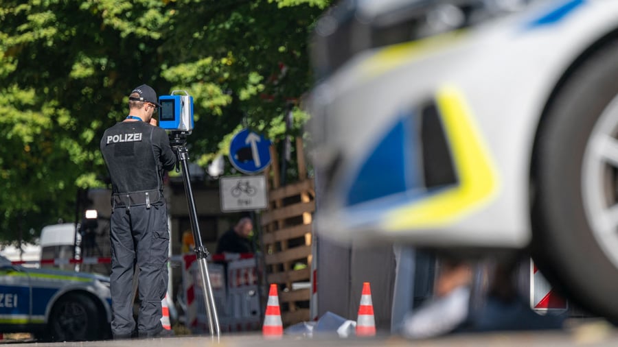 Anschlag in München: Zwei Verdächtige nach Brandanschlag in München in U-Haft