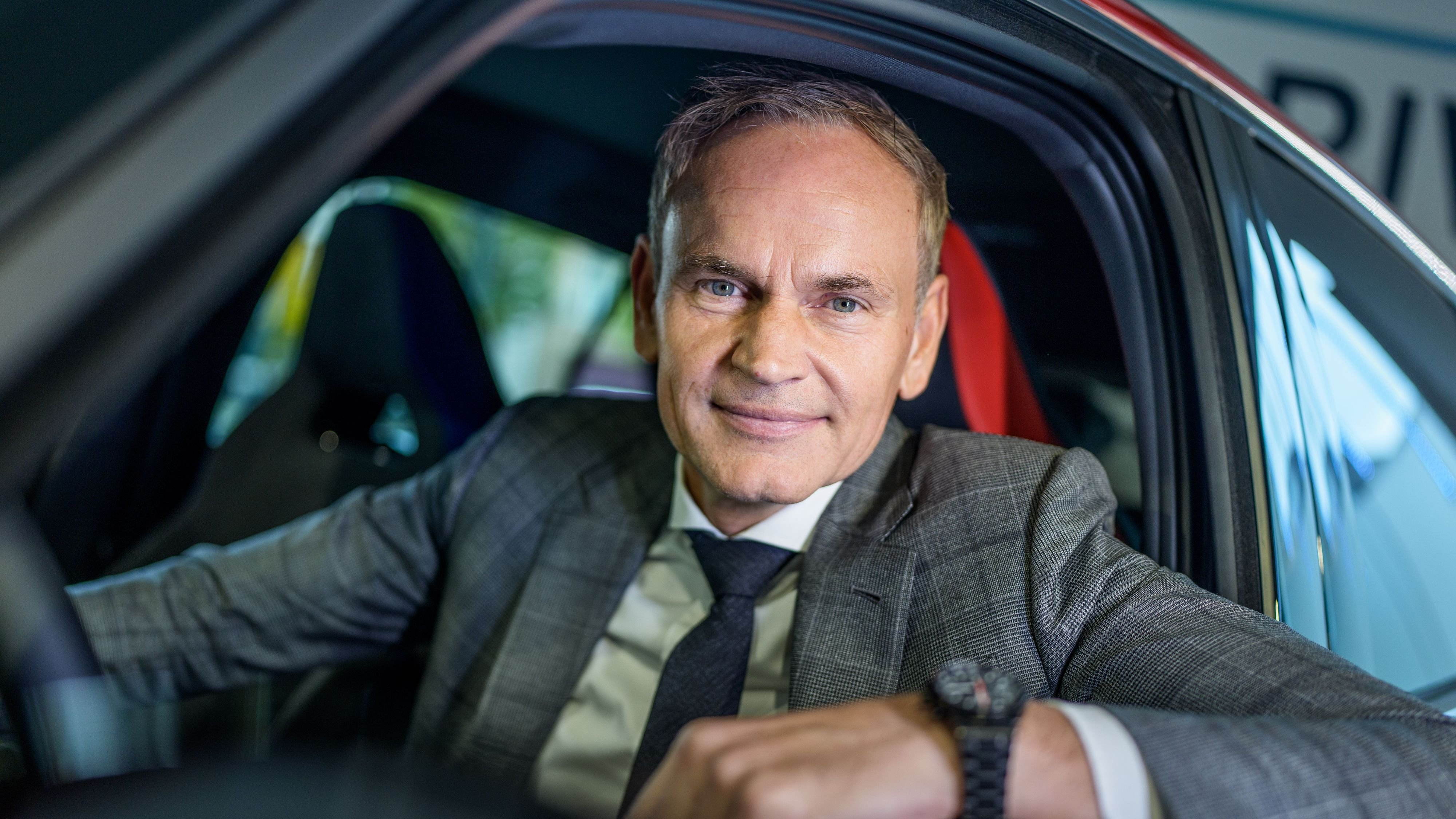 Volkswagen: VW CEO Blume receives a multi-million euro bonus due to high ...