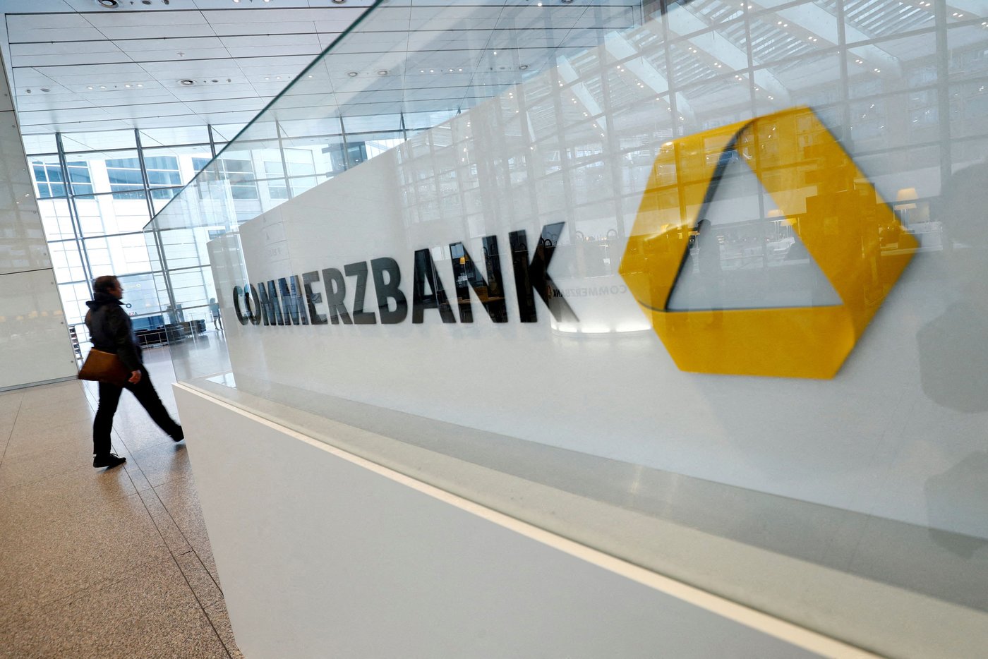Commerzbank Bank schafft kostenloses Girokonto ab