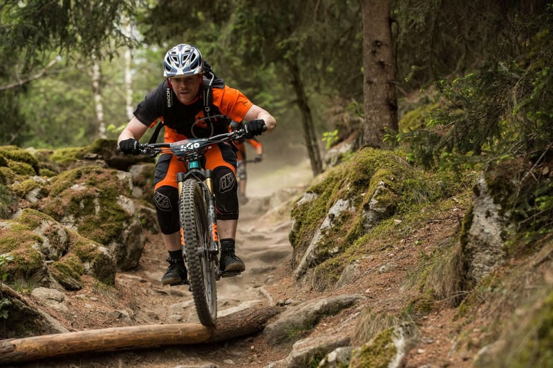 Lieferengpasse So hilft Bike Components den Radladen vor Ort
