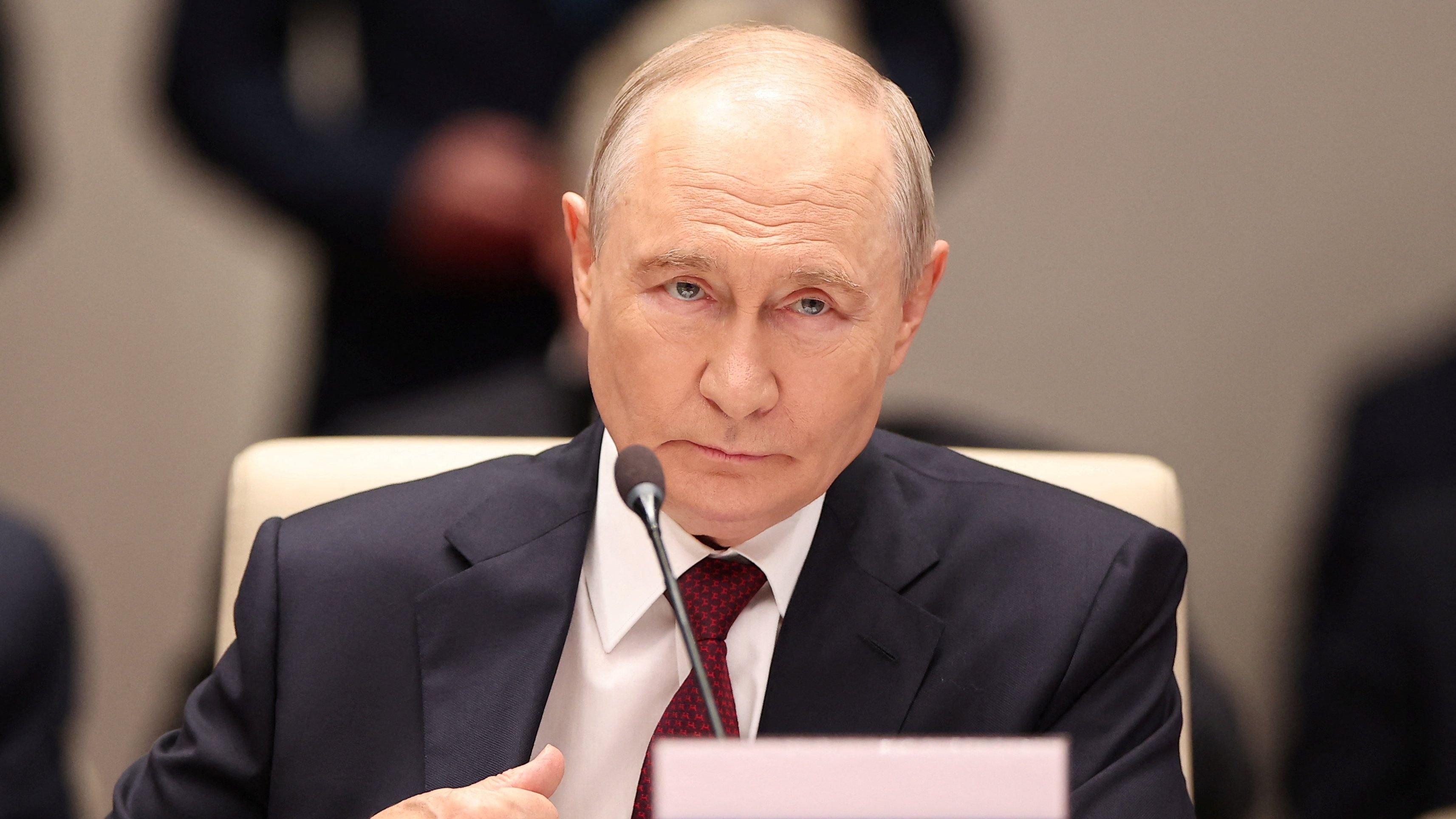 Ukraine war: Talks between Putin and US envoy end