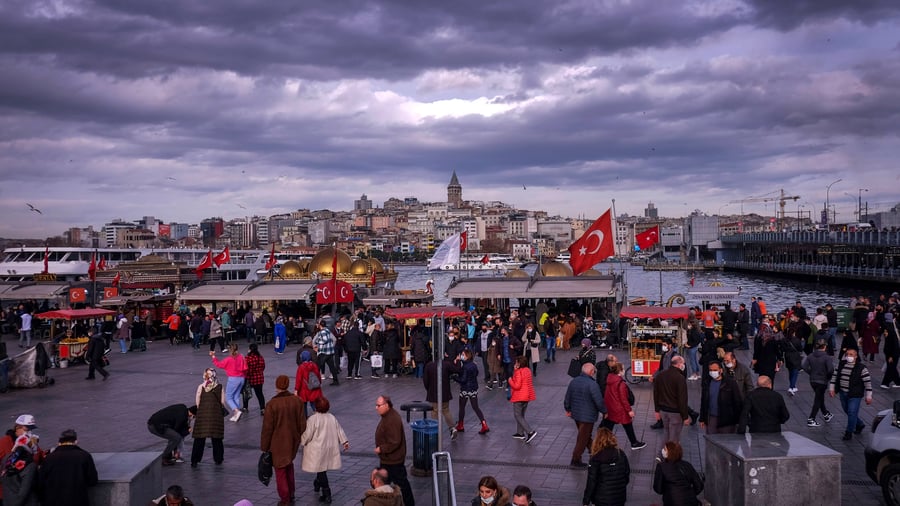 Inflation: Verstärkter Verkaufsdruck: Türkische Lira im anhaltend freien Fall – Rekordtief zum Dollar