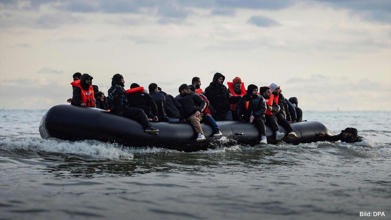 Migration: Großbritannien will französische Maßnahmen gegen Ärmelkanal-Überfahrten finanzieren