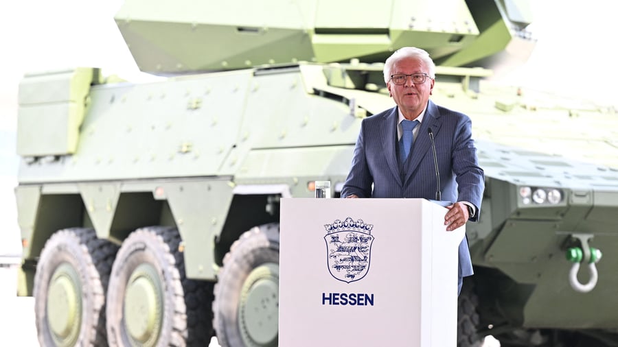 Rüstung: Rheinmetall baut Panzerproduktion aus – Flughafen Kassel wird zum Logistik- und Drohnen-Testzentrum