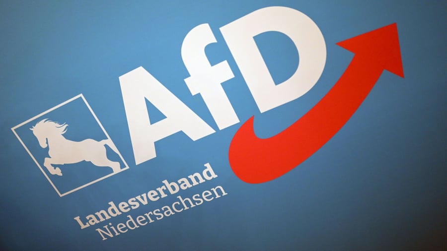 Demokratie: Verfassungsschutz darf AfD Niedersachsen vorerst hochstufen