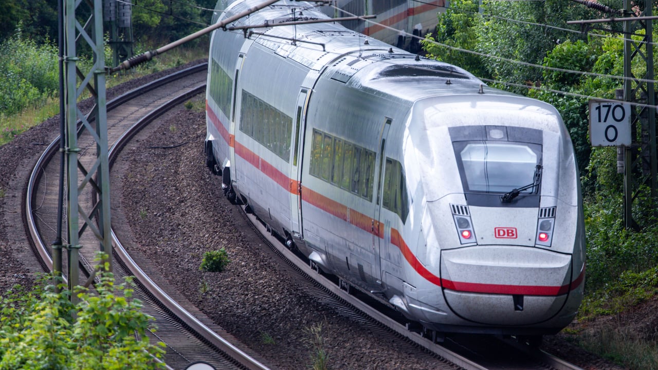 Deutsche Bahn: Fernverkehrsbeschluss der Netzagentur rechtswidrig