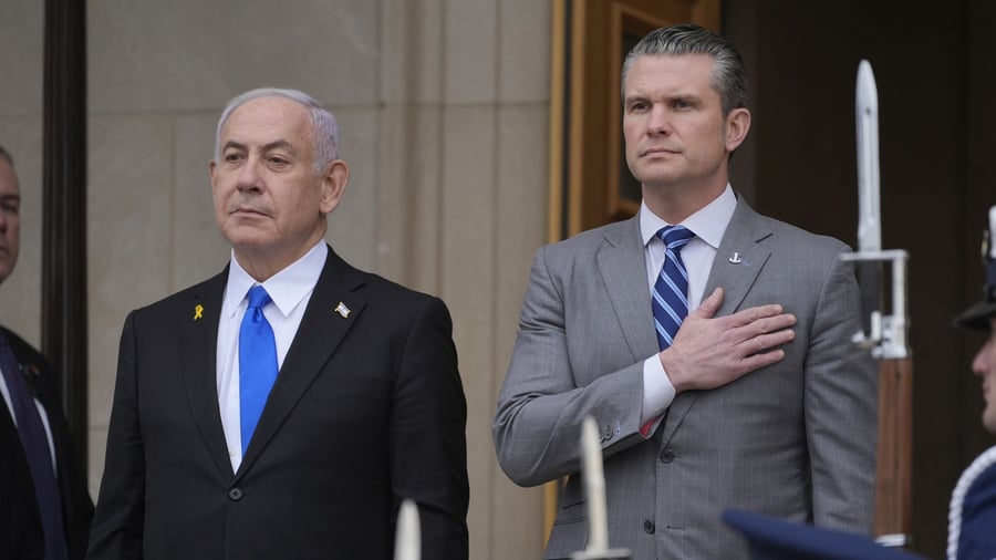 Nahost: Hegseth trifft Netanjahu bei überraschendem Israel-Besuch