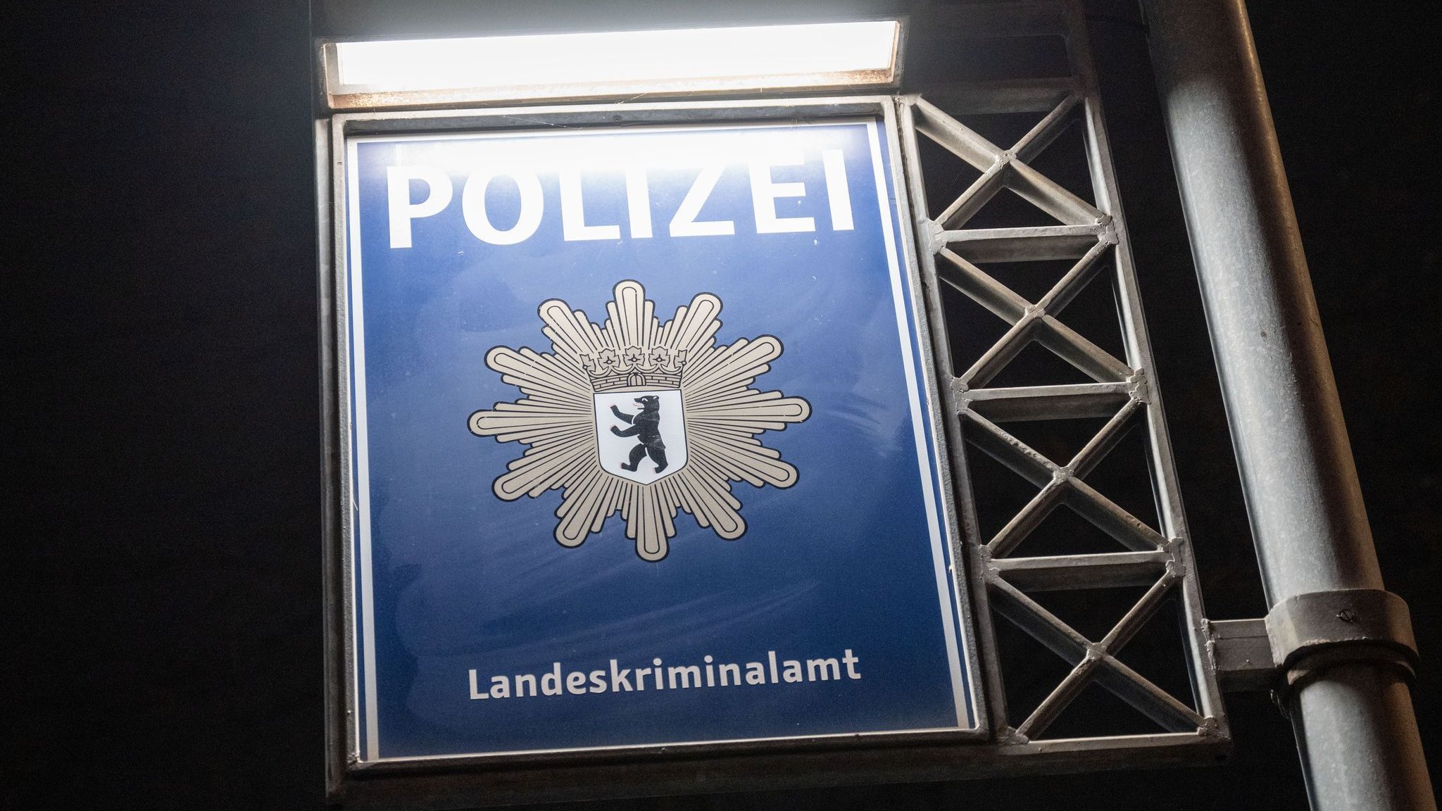 Anschlag geplant?: Viele offene Fragen zu Anschlagsplänen von 22-jährigem ...