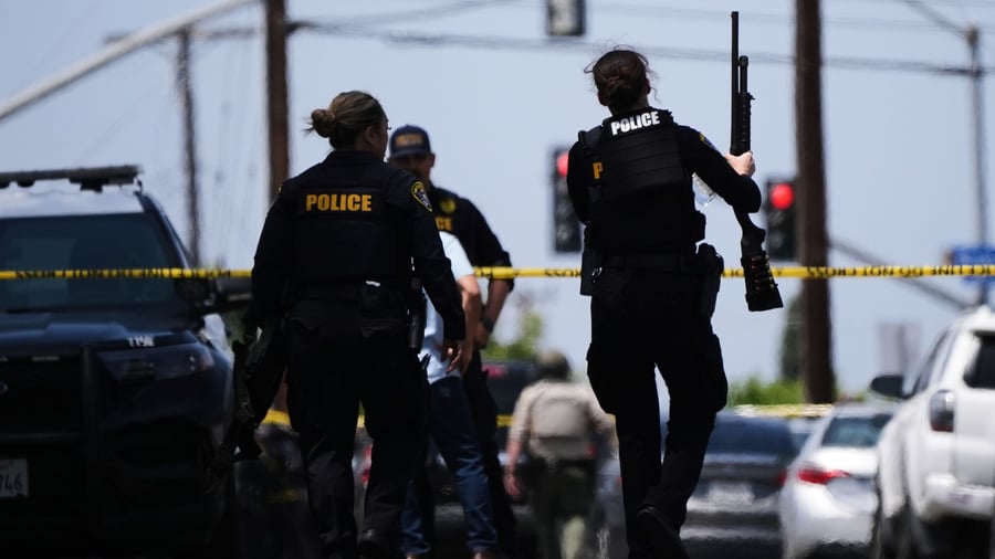 Zwei Tatverdächtige tot: „Sinnlos“: Mehrere Tote bei Angriff auf Moschee in San Diego