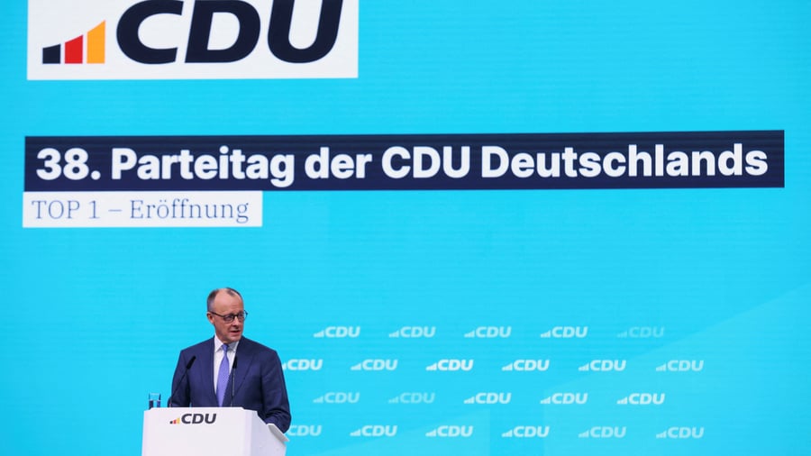 +++ Bundesregierung +++: Merz spricht live: „Die Amerikaner sind unsere Freunde“