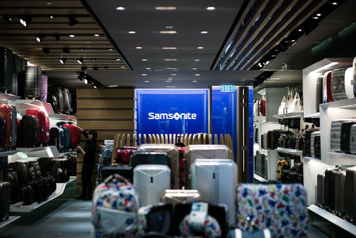 Samsonite attackiert Rimowa Der Koffer Kampf