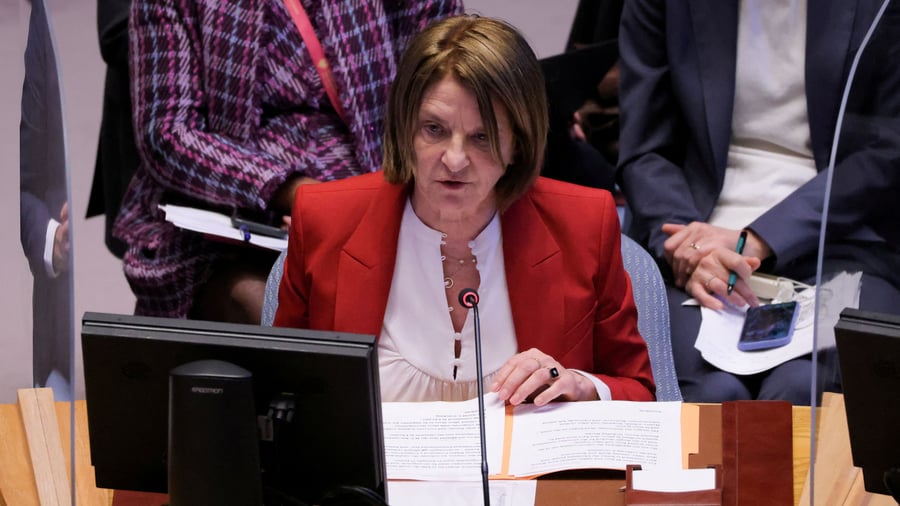 Mona Juul: Norwegian ambassador resigns over Epstein scandal