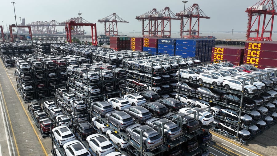 Autoindustrie: Chinas Automarkt schrumpft zehnten Monat in Folge