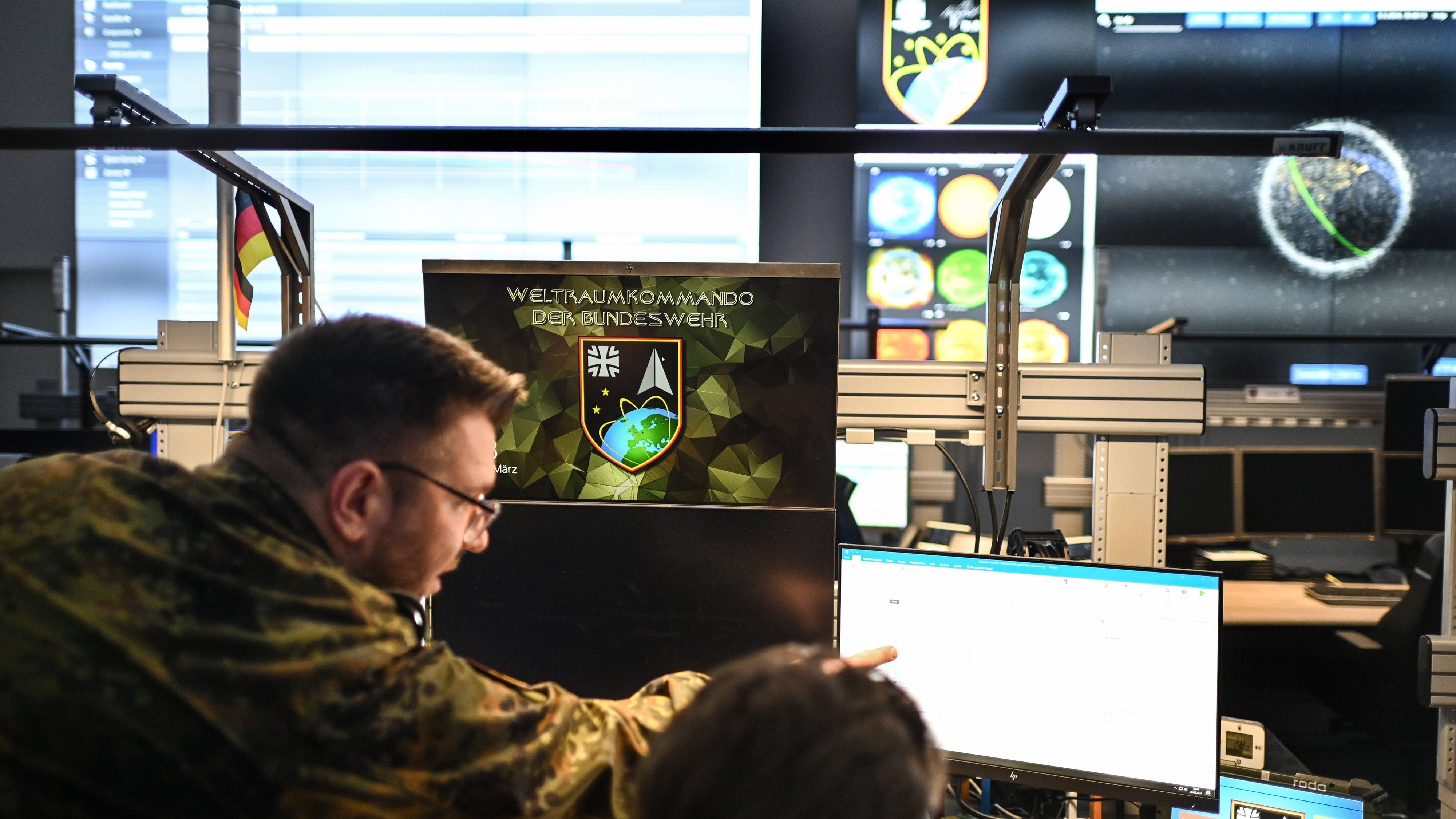 Von Satelliten bis Raumflugzeugen &ndash; die Weltraumpl&auml;ne der Bundeswehr