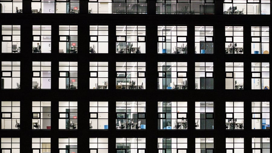 Immobilien: Kein Geld mehr für Anleger – Erster offener Gewerbeimmobilienfonds schließt