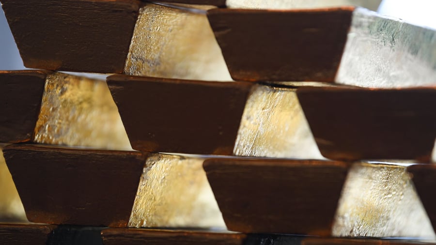 Gold price tops $4,000 for the first time