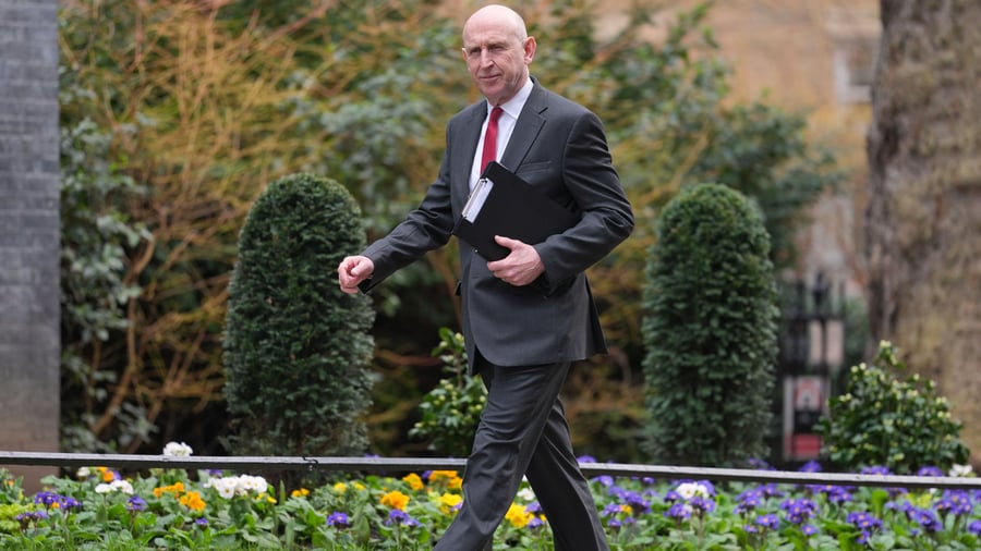 +++ Ukraine-Krieg +++: Russland warnt vor Entsendung britischer Soldaten in Ukraine