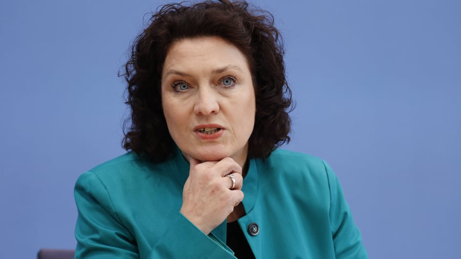 AOK-Chefin: Acht-Milliarden-Loch in Pflegeversicherung 2027