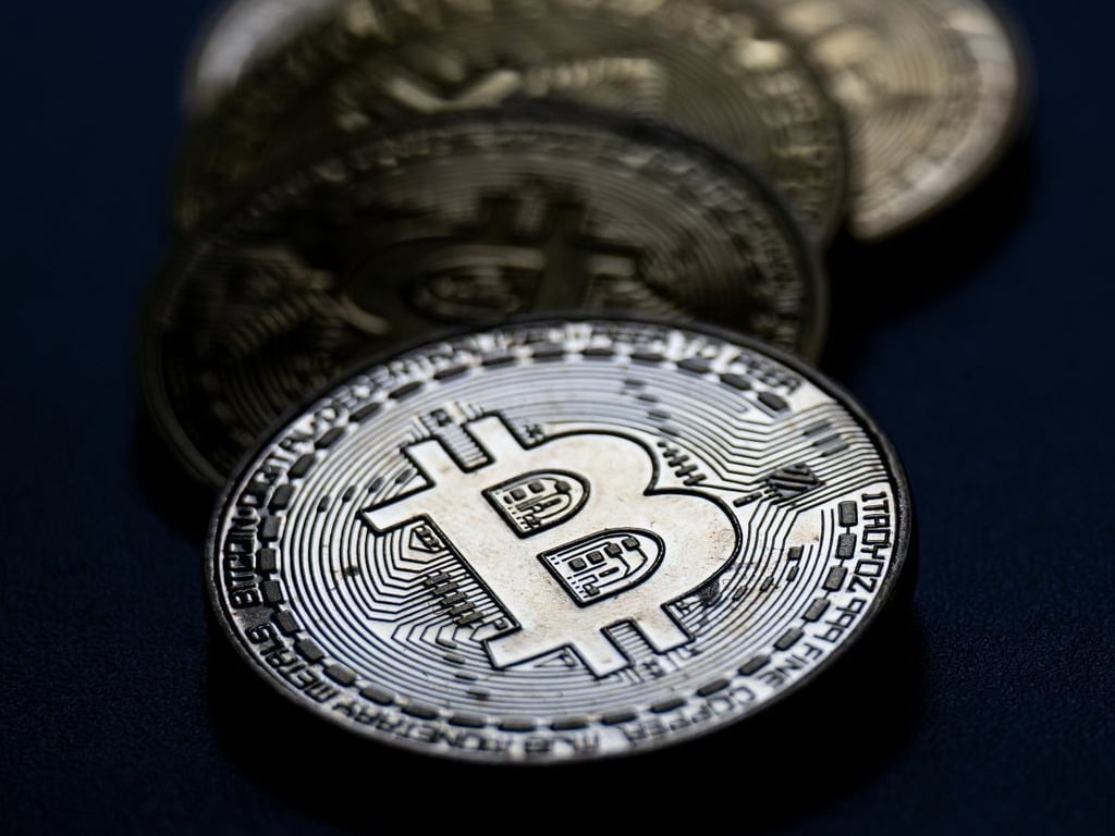 Bitcoin: Streit unter Republikanern schwächt den Kurs und Krypto-Aktien