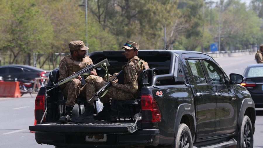 +++ Iran-Krieg +++: Auch iranische Unterhändler laut Bericht auf dem Weg nach Pakistan