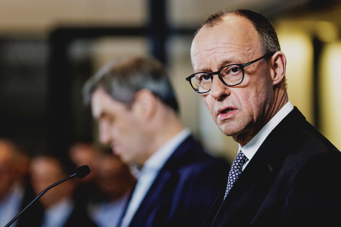 Soundings: Budget gap amounts to at least 130 billion euros