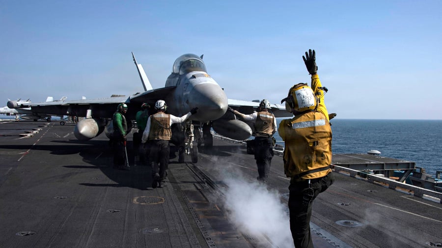 Iran-Krieg – Die Lage am Mittag: Trump fordert Kriegsschiffe anderer Staaten in Straße von Hormus