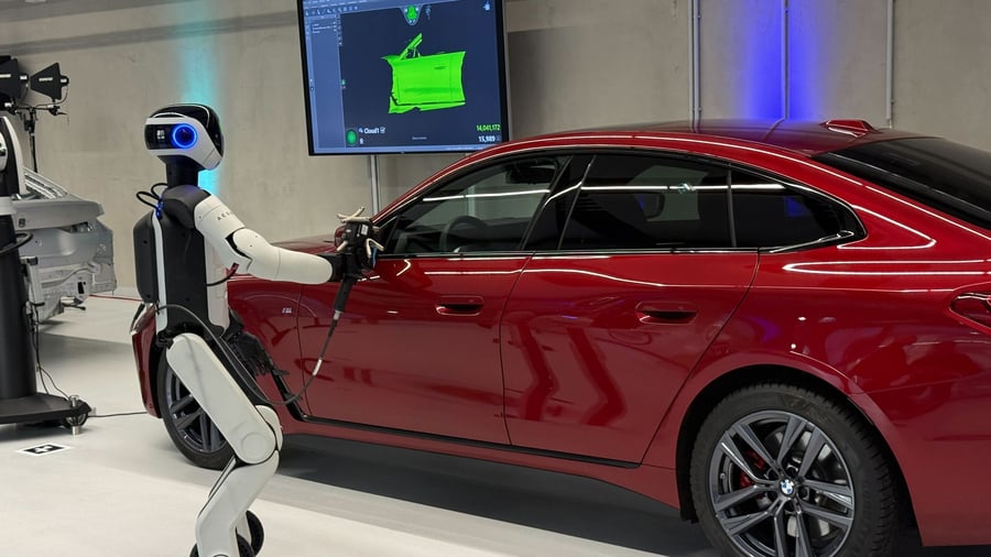 Autoindustrie: BMW testet humanoide Roboter in der Produktion in Leipzig