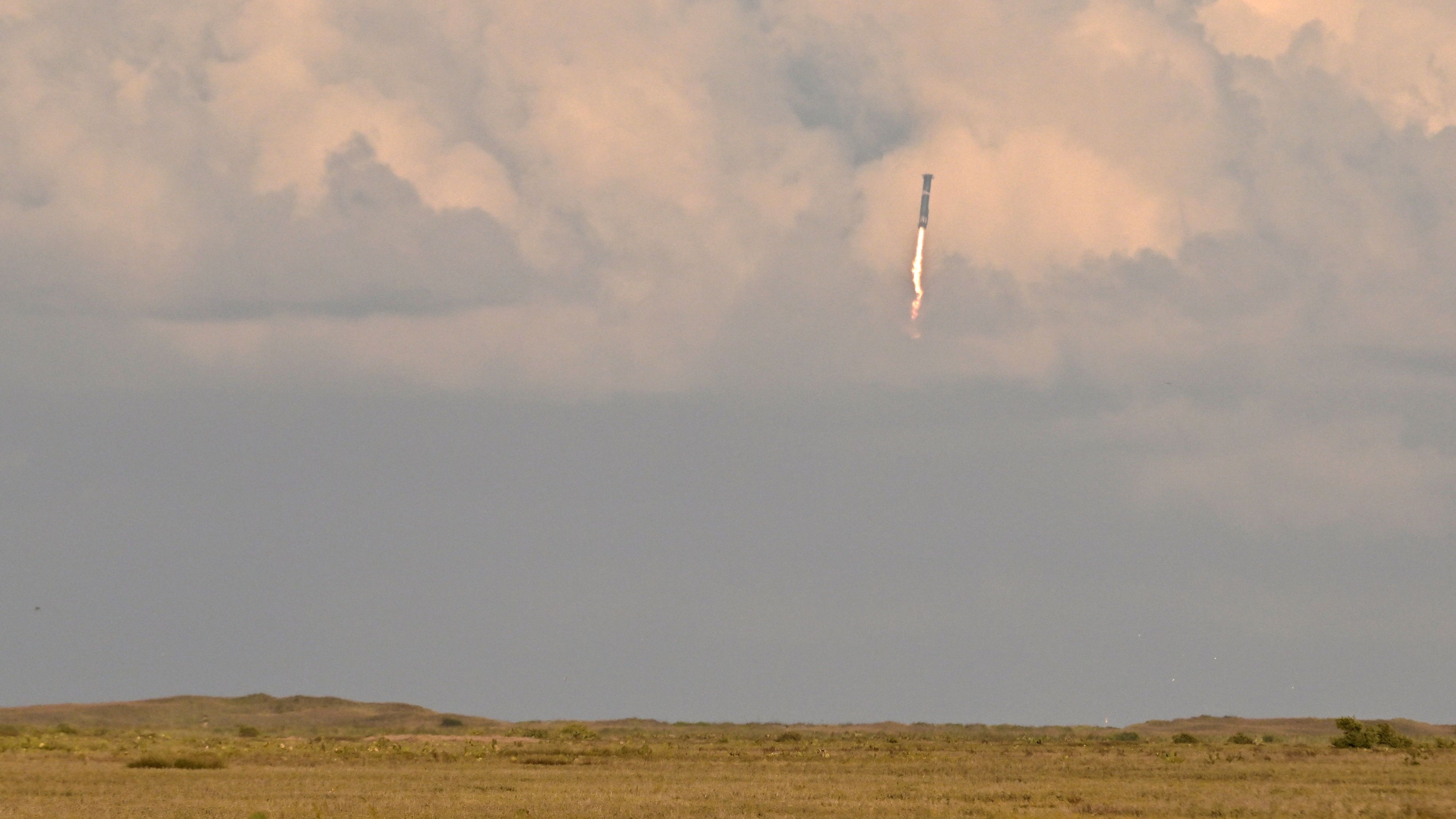 Space travel: SpaceX apparently aiming for share sale