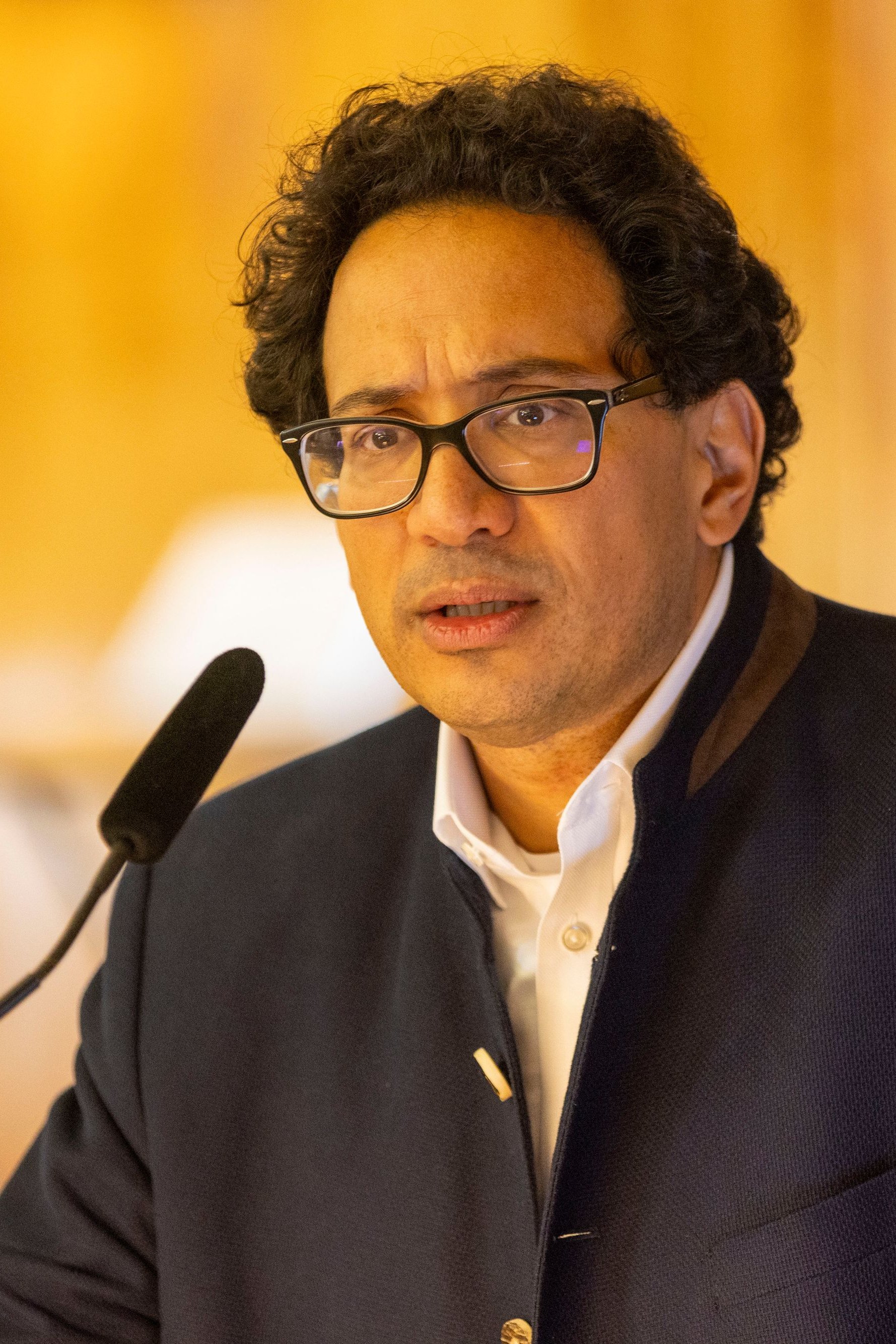 Interview: Sollen Hirnsignale knftig mit dem Handy verschmelzen, Herr  Faisal?