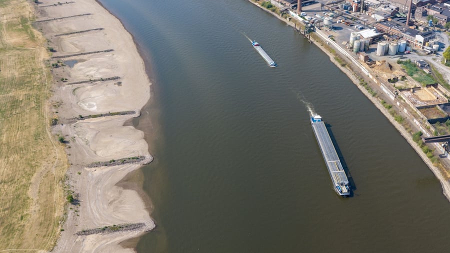 Dürre: Starker Anstieg des Lkw-Verkehrs durch Niedrigwasser bleibt aus
