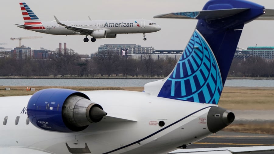Luftfahrt: United Airlines prüft offenbar Fusion mit American Airlines
