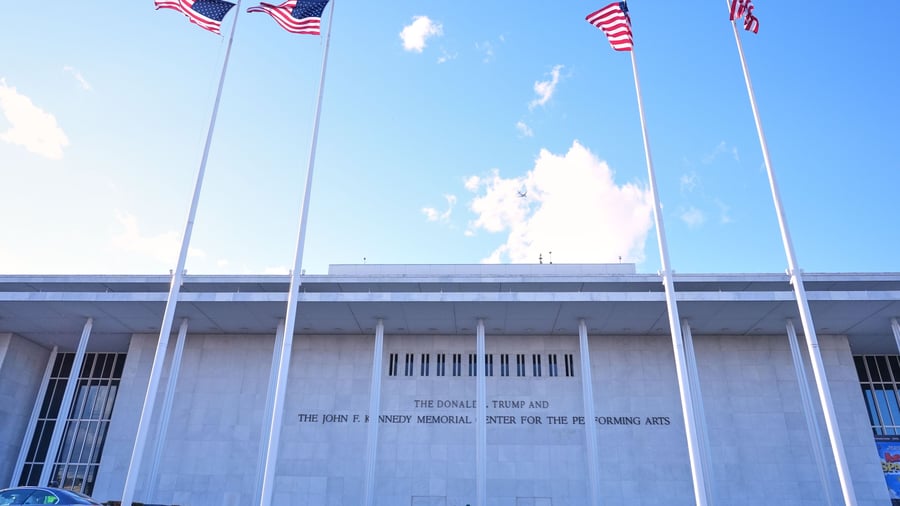 +++ USA +++: Trump will Kennedy Center für zweijährige Renovierung schließen