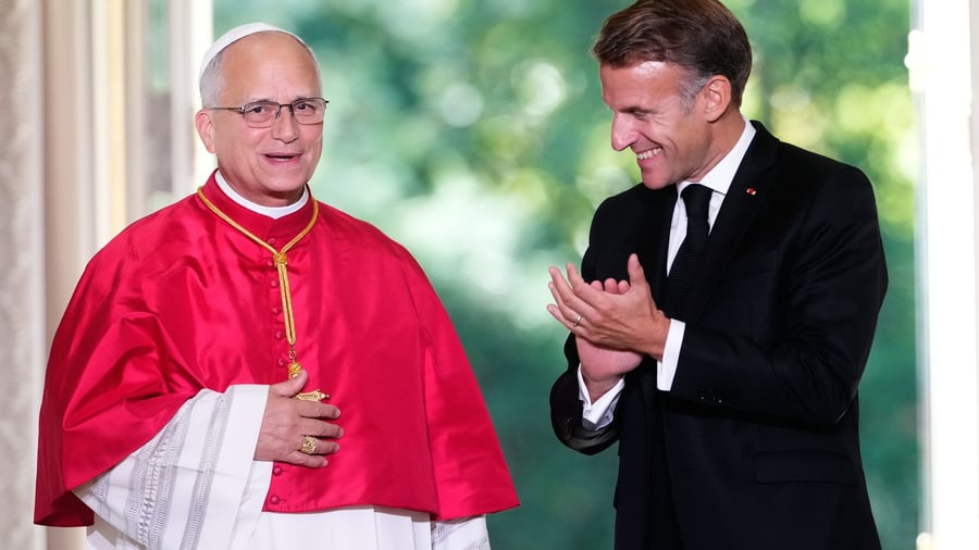 Frankreich-Besuch: Papst mahnt zu „neuer Brüderlichkeit“